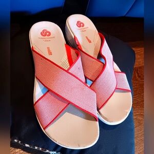 Cloudsteppers by Clarks Red and Cream Sandals